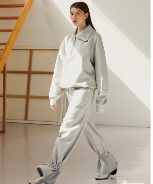 ESC STUDIO(イーエスシースタジオ)の「【ESC STUDIO/イーエスシー スタジオ】flower zipup mtm/フラワージップエムティーエム 花柄刺繍トップス スウェット セットアップ(スウェット・メンズ・ブラック/杢グレー/ブラウン・ONE SIZE)」の9枚目の写真