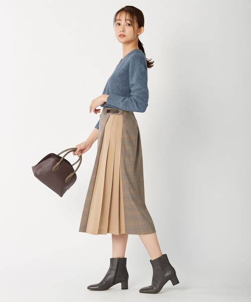J.PRESS(ジェイプレス)の「ANASTASIAグレンチェック スカート(スカート・レディース・ライトグレー系3/ブラウン系3・11/13/9/7)」の11枚目の写真