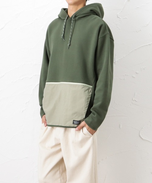 Mac-House(マックハウス)の「Levi's リーバイス ユーティリティーフーディー スウェットプルオーバーパーカー(パーカー・メンズ・カーキ・M/L/S)」の2枚目の写真