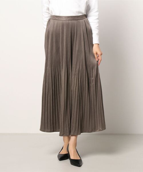 ehka sopo（エヘカソポ）の「フェイクスエードプリーツスカート（スカート・レディース・ベージュ/グリーン/チャコール・ﾌﾘ-）」の6枚目の写真
