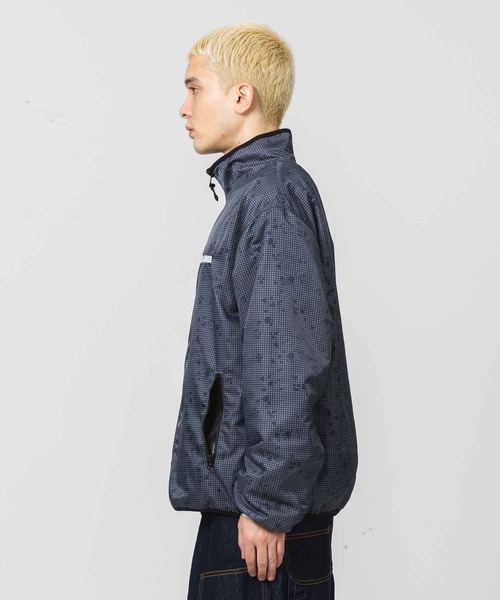 XLARGE（エクストララージ）の「REVERSIBLE FLEECE JACKET（ブルゾン・メンズ・オリーブ/ブラック・S/M/L/XL）」の4枚目の写真