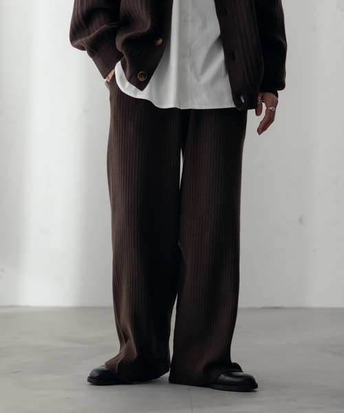 epnok(エプノック)の「リブニットワイドパンツ【SET-UP】(その他パンツ・メンズ・グレイッシュベージュ/ブラック/ダークブラウン・MEDIUM/LARGE)」の4枚目の写真