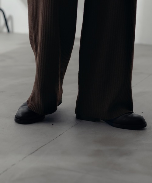 epnok(エプノック)の「リブニットワイドパンツ【SET-UP】(その他パンツ・メンズ・グレイッシュベージュ/ブラック/ダークブラウン・MEDIUM/LARGE)」の15枚目の写真