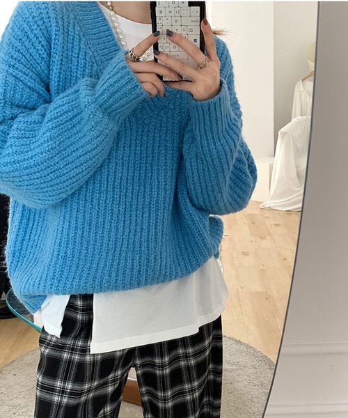 leune(ルネ)の「【leune】Vネックルーズニット(ニット/セーター・レディース・ピンク/ブルー・FREE)」の5枚目の写真