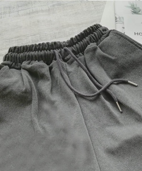 Dalfwin(ダールフィン)の「2022AW スウェット 秋冬 韓国スウェット 上下セットアップ 英字バックロゴスウェット トレーナー ルームウェア ハーフパンツ レディース(ルームウェア/パジャマ・レディース・ホワイト系その他/グリーン系その他/チャコールグレー/ブラウン系その他・FREE)」の18枚目の写真