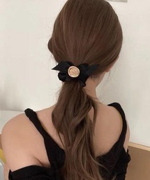 【float】アンティークモチーフ サテン シュシュ