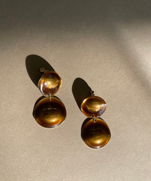 RIVE DROITE(リヴドロワ)の「メタルモチーフイヤリング(イヤリング・レディース・ゴールド・FREE)」の1枚目の写真