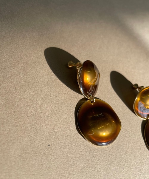 RIVE DROITE(リヴドロワ)の「メタルモチーフイヤリング(イヤリング・レディース・ゴールド・FREE)」の4枚目の写真