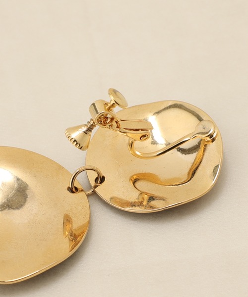 RIVE DROITE(リヴドロワ)の「メタルモチーフイヤリング(イヤリング・レディース・ゴールド・FREE)」の11枚目の写真