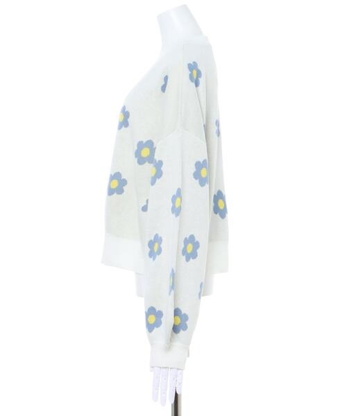 INGNI（イング）の「配色デイジー柄Vネックニットカーディガン（カーディガン/ボレロ・レディース・ライトグリーン/ブラック×ブラック/ホワイト系5・M）」の4枚目の写真