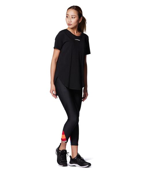 UNDER ARMOUR（アンダーアーマー）の「UAコットン グラフィック Tシャツ 〈スポーティング パスート〉（トレーニング/レディース）（Tシャツ/カットソー・レディース・ブラック/ホワイト・S/L/M/XL）」の16枚目の写真