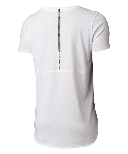 UNDER ARMOUR（アンダーアーマー）の「UAコットン グラフィック Tシャツ 〈スポーティング パスート〉（トレーニング/レディース）（Tシャツ/カットソー・レディース・ブラック/ホワイト・S/L/M/XL）」の7枚目の写真