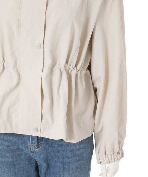 fifth(フィフス)の「ウエストギャザーマウンテンパーカー(マウンテンパーカー・レディース・ブラック/カーキ/ライトベージュ・M)」の7枚目の写真