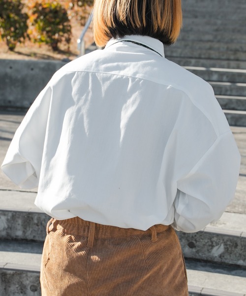 kutir(クティール)の「スカーフ付きレトロシャツ(シャツ/ブラウス・レディース・ネイビー/グリーン/ボルドー・FREE)」の4枚目の写真