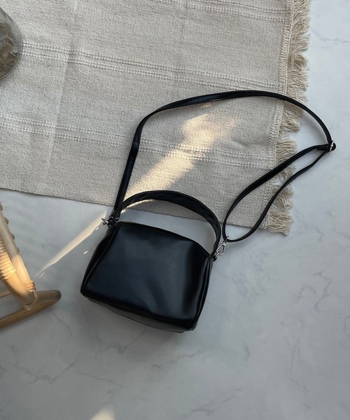 AS KNOW AS plus（アズノゥアズプラス）の「●ノームポーチバッグ（ハンドバッグ・レディース・ブラック/グレー/グリーン・FREE）」の6枚目の写真