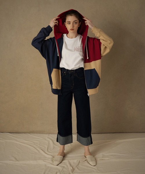 Levi's(リーバイス)の「Levi's(R) RED グラフィックジップアップフーディー CURDS&WHEY_RIO RED_MOOD INDIGO(パーカー・レディース・マルチ・XS/M/S)」の6枚目の写真