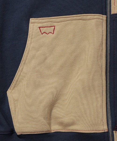 Levi's(リーバイス)の「Levi's(R) RED グラフィックジップアップフーディー CURDS&WHEY_RIO RED_MOOD INDIGO(パーカー・レディース・マルチ・XS/M/S)」の12枚目の写真