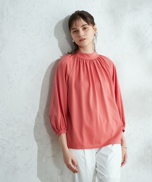 LE SOUK HOLIDAY(ルスークホリデー)の「ギャザーネックプルオーバー(Tシャツ/カットソー・レディース・ネイビー/グリーン/レッド/オフホワイト・M/L)」の2枚目の写真
