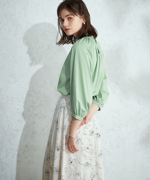 LE SOUK HOLIDAY(ルスークホリデー)の「ギャザーネックプルオーバー(Tシャツ/カットソー・レディース・ネイビー/グリーン/レッド/オフホワイト・M/L)」の9枚目の写真