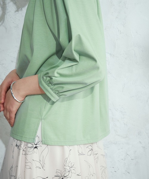 LE SOUK HOLIDAY(ルスークホリデー)の「ギャザーネックプルオーバー(Tシャツ/カットソー・レディース・ネイビー/グリーン/レッド/オフホワイト・M/L)」の17枚目の写真