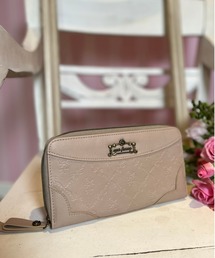 型押しデザイン長財布