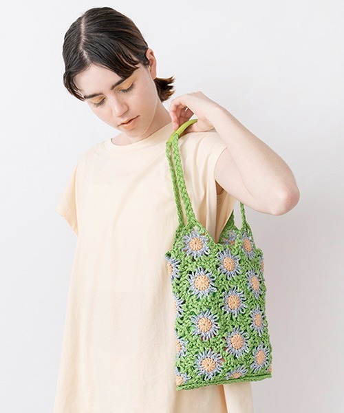 Casselini(キャセリーニ)の「Casselini(キャセリーニ)フラワークロシェバッグ(ハンドバッグ・レディース・ブラック/ラベンダー/グリーン・FREE)」の18枚目の写真