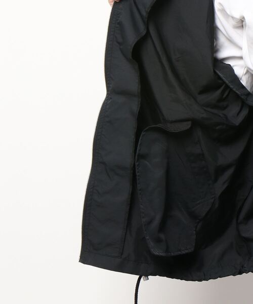 nemne store（ネンネストア）の「ナイロンジップベスト（ベスト・レディース・ブラック/アイボリー・フリー）」の13枚目の写真