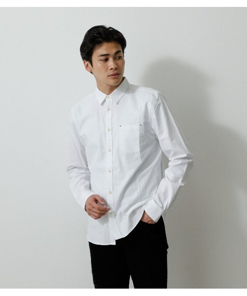 AZUL by moussy（アズールバイマウジー）の「OXFORD BASIC SHIRTS/オックスフォードベーシックシャツ（シャツ/ブラウス・メンズ・ホワイト/カーキ/ブルー・LARGE/MEDIUM/SMALL）」の2枚目の写真