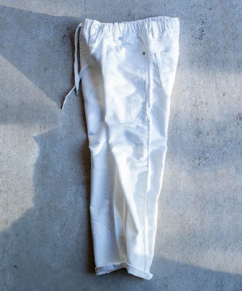 oblekt（オブレクト）の「LADYS COMFY DENIM（デニムパンツ・レディース・ホワイト/ライトブルー/ブラック/グレー/ダークインディゴブルー/ブルー/ネイビー・MEDIUM/LARGE/SMALL/X-SMALL）」の2枚目の写真