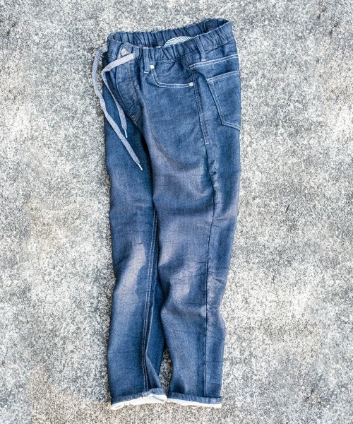 oblekt（オブレクト）の「LADYS COMFY DENIM（デニムパンツ・レディース・ホワイト/ライトブルー/ブラック/グレー/ダークインディゴブルー/ブルー/ネイビー・MEDIUM/LARGE/SMALL/X-SMALL）」の7枚目の写真