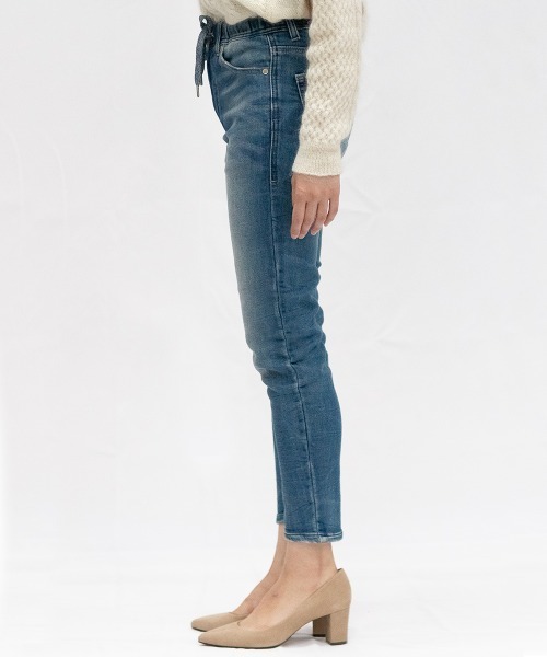 oblekt（オブレクト）の「LADYS COMFY DENIM（デニムパンツ・レディース・ホワイト/ライトブルー/ブラック/グレー/ダークインディゴブルー/ブルー/ネイビー・MEDIUM/LARGE/SMALL/X-SMALL）」の9枚目の写真