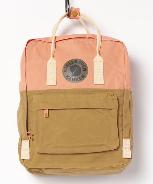FJALL RAVEN (フェールラーベン)の「Kanken Art (FJALLRAVEN/フェールラーベン)(バックパック/リュック・レディース・ブラウン系/ブルー系/ピンク系・ONE SIZE)」の2枚目の写真