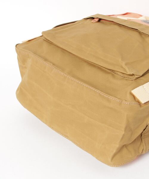 FJALL RAVEN (フェールラーベン)の「Kanken Art (FJALLRAVEN/フェールラーベン)(バックパック/リュック・レディース・ブラウン系/ブルー系/ピンク系・ONE SIZE)」の5枚目の写真