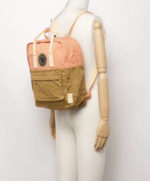 FJALL RAVEN (フェールラーベン)の「Kanken Art (FJALLRAVEN/フェールラーベン)(バックパック/リュック・レディース・ブラウン系/ブルー系/ピンク系・ONE SIZE)」の7枚目の写真
