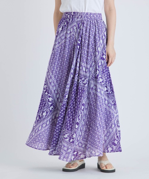 sara mallika(サラ マリカ)の「【Sara mallika】COTTON BLOCK PATTERN SKIRT(スカート・レディース・ブラック/ブルー・FREE)」の1枚目の写真