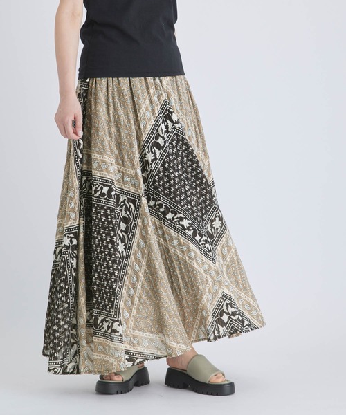 sara mallika(サラ マリカ)の「【Sara mallika】COTTON BLOCK PATTERN SKIRT(スカート・レディース・ブラック/ブルー・FREE)」の2枚目の写真