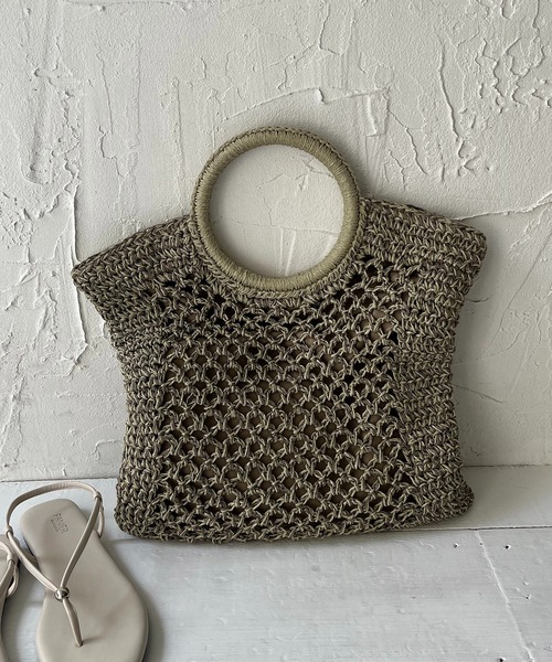 CAPRICIEUX LE'MAGE（カプリシューレマージュ）の「リングハンドルペーパートートバッグ（トートバッグ・レディース・カーキ/ベージュ・FREE）」の3枚目の写真