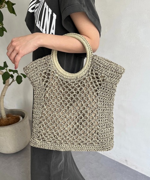 CAPRICIEUX LE'MAGE（カプリシューレマージュ）の「リングハンドルペーパートートバッグ（トートバッグ・レディース・カーキ/ベージュ・FREE）」の7枚目の写真