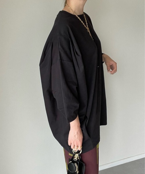 y/m by misato（イムバイミサト）の「タックオーバートップス（Tシャツ/カットソー・レディース・ホワイト/ブラック・FREE）」の15枚目の写真