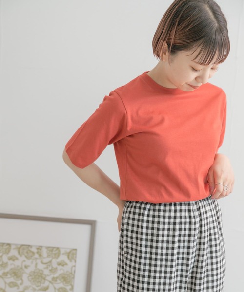 ITEMS URBANRESEARCH（アイテムズ アーバンリサーチ）の「オーガニックコットンベーシックTシャツ（Tシャツ/カットソー・レディース・グレー系その他/ブラック/レッド/オフホワイト・FREE）」の14枚目の写真