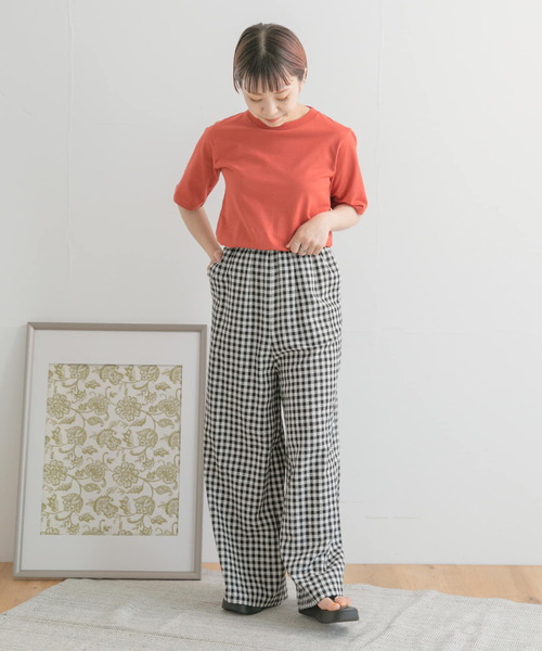 ITEMS URBANRESEARCH（アイテムズ アーバンリサーチ）の「オーガニックコットンベーシックTシャツ（Tシャツ/カットソー・レディース・グレー系その他/ブラック/レッド/オフホワイト・FREE）」の17枚目の写真