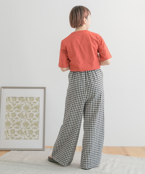 ITEMS URBANRESEARCH（アイテムズ アーバンリサーチ）の「オーガニックコットンベーシックTシャツ（Tシャツ/カットソー・レディース・グレー系その他/ブラック/レッド/オフホワイト・FREE）」の19枚目の写真