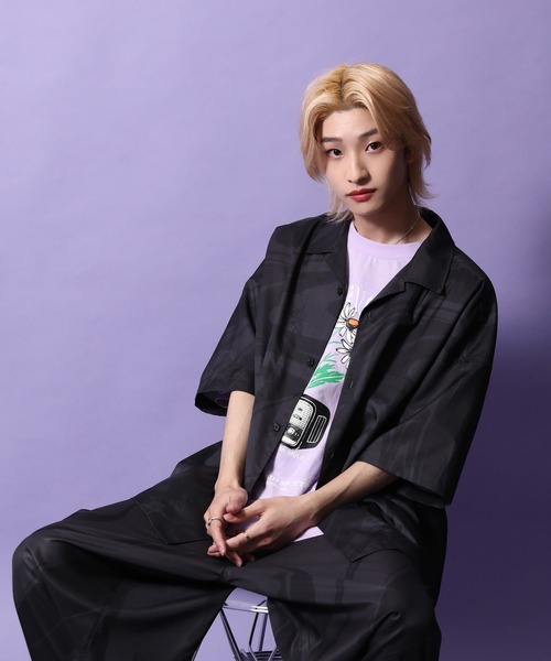 re_k by JUNRED（レクバイジュンレッド）の「re_k by JUNRED / オーバーシルエットマーブルハーフスリーブシャツ（シャツ/ブラウス・メンズ・ブラック/オレンジ・S/M/L）」の6枚目の写真