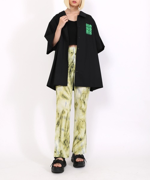 PUNYUS(プニュズ)の「DANCEHALL半袖シャツ(シャツ/ブラウス・レディース・ブラック/カーキ・1/2/4/3)」の12枚目の写真