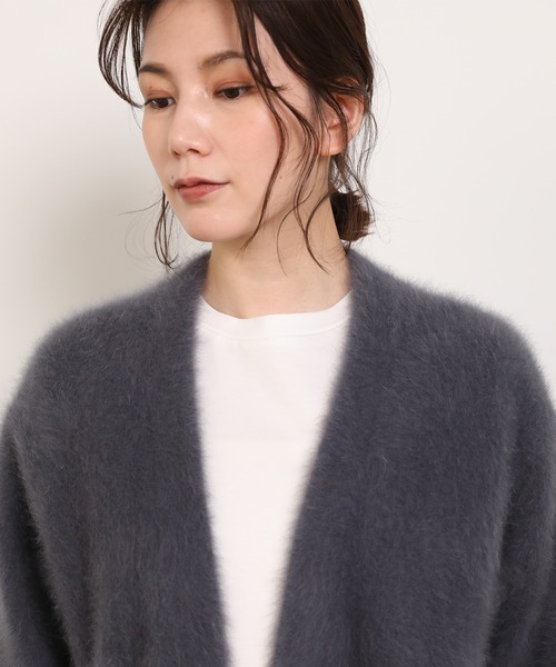 INED(イネド)の「カシミヤブレンドフォックスカーディガン ヒップが隠れるレングス(カーディガン/ボレロ・レディース・チャコールグレー/キャメル・9号)」の12枚目の写真