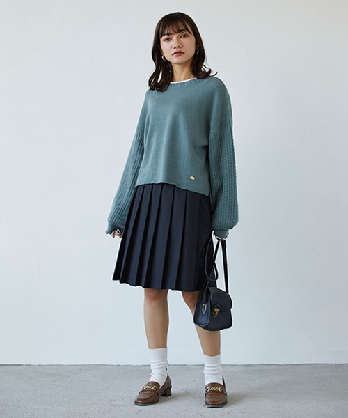 179/WG(イチナナキュウダブルジー)の「袖ケーブルニット(ニット/セーター・レディース・グレー/オフホワイト/ブルー/グリーン・FREE)」の16枚目の写真
