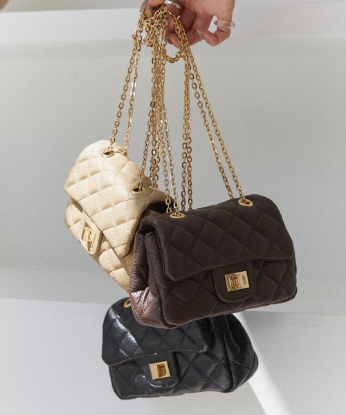 LAVEANGE（ラビアンジェ）の「【本革】チェーンキルティングバッグ