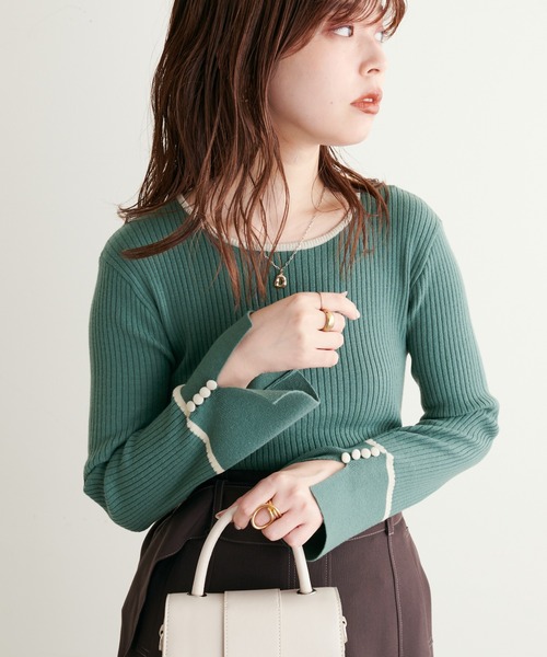 natural couture(ナチュラルクチュール)の「2022AWアイテム/一段階上のおしゃれを楽しめる1枚 袖口釦配色ニット(ニット/セーター・レディース・ピンク/グリーン/モカ/ブラック/アイボリー・FREE)」の22枚目の写真