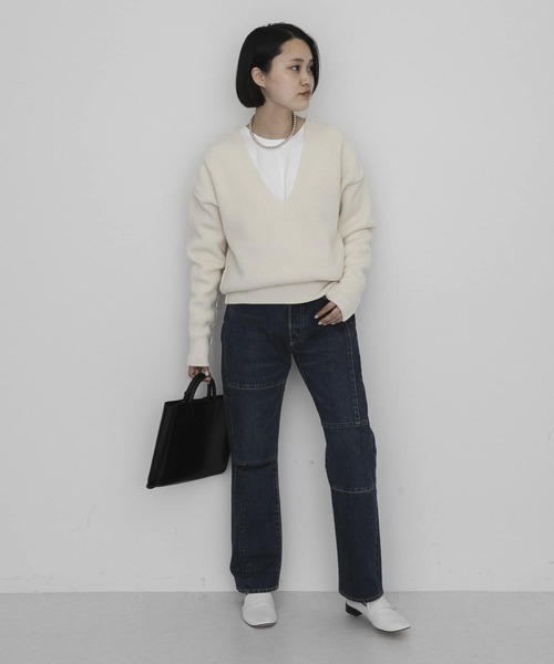 URBAN RESEARCH（アーバンリサーチ）の「『25周年別注』ROUTINE for URBAN RESEARCH リバーシブル・Vネックニット（ニット/セーター・レディース・カーキ/ネイビー/ホワイト・FREE）」の10枚目の写真