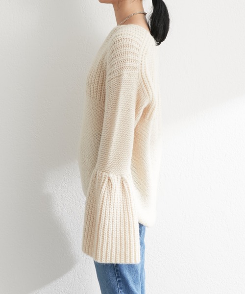 SHENERY（シーナリー）の「ローゲージ畦切替プルオーバー（ニット/セーター・レディース・ネイビー/アイボリー・FREE）」の13枚目の写真